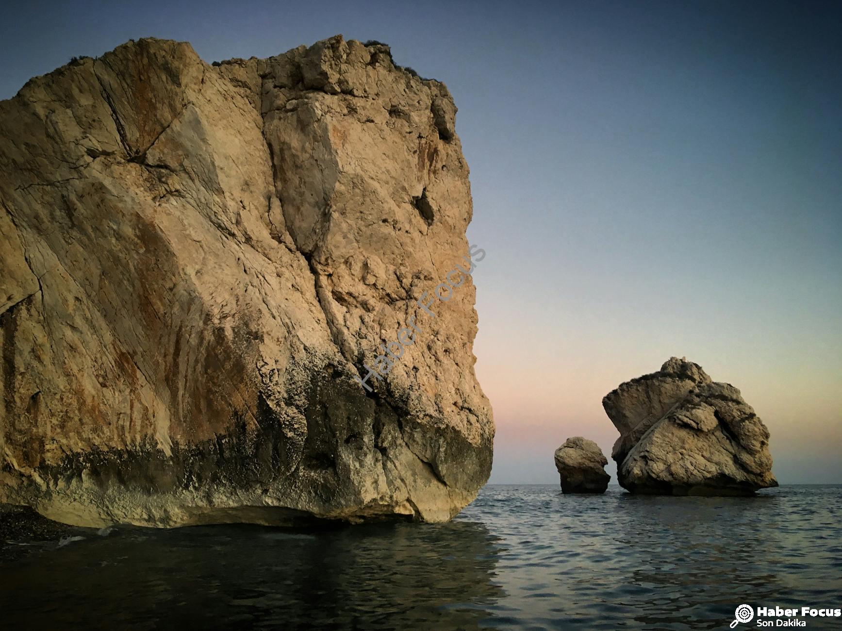 Kıbrıs'ta Doğa Yürüyüşleri İçin Konforlu Araç Kiralama Seçenekleri
